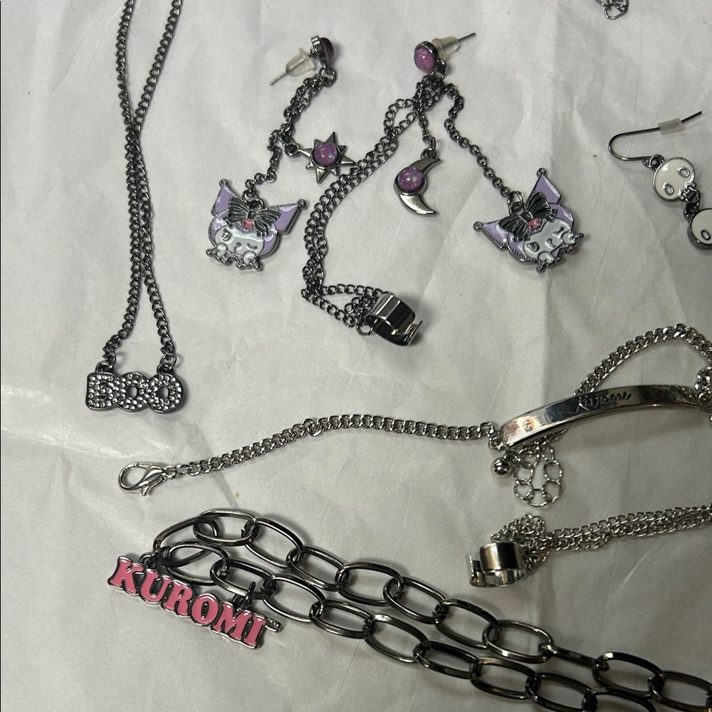Jewelry Lot (Mostly Sanrio) - Picture 3 of 10